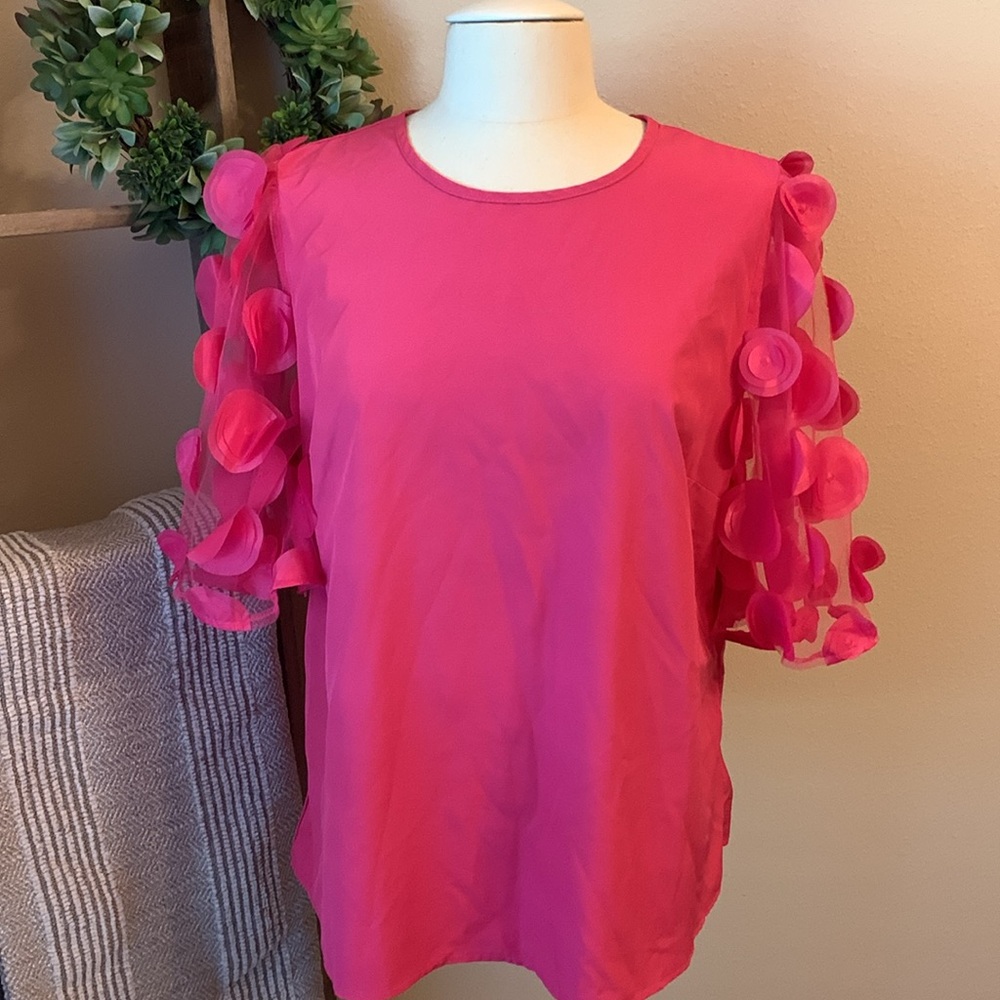 Pink blouse bundle - Picture 9 of 11